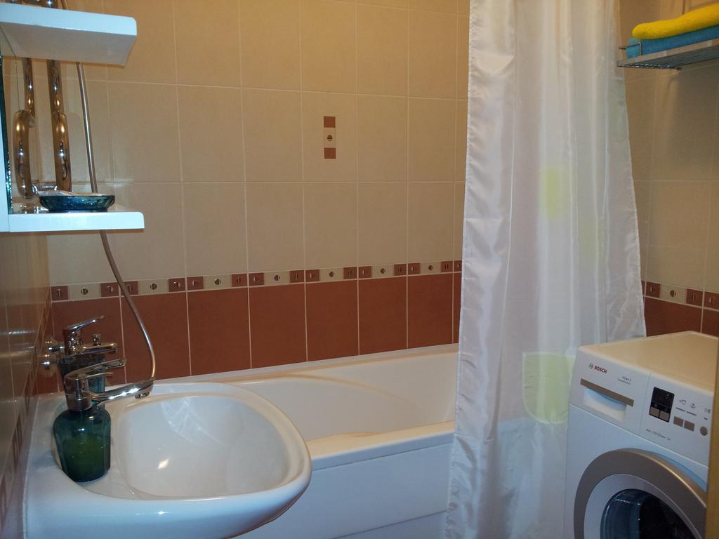 Апартаменты Независимости 168-2 Minsk Chambre photo