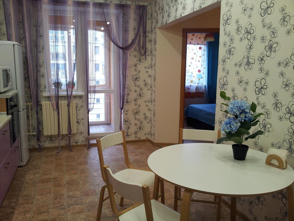 Апартаменты Независимости 168-2 Minsk Chambre photo
